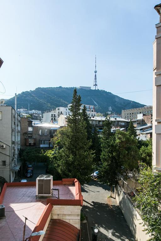 Sweet Home 3 At Freedom Square Tbilisi Bagian luar foto
